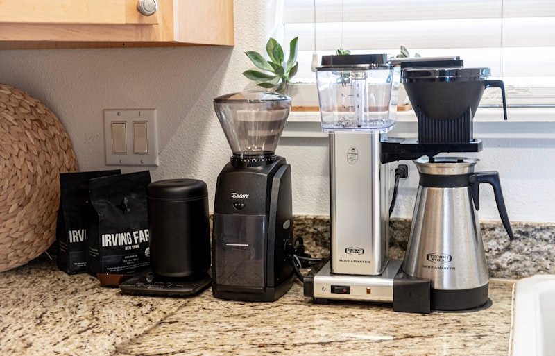 Philips HL7756/00 750-Watt Mixer Grinder with 3 Jars